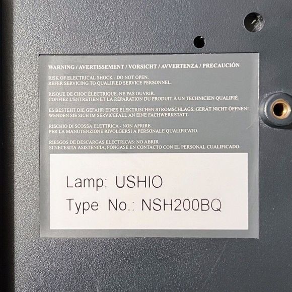 BenQ PB6200 Home/Office Theatre Projector With Power Cable NOT WORKING‎ Turns On - Picture 10 of 10